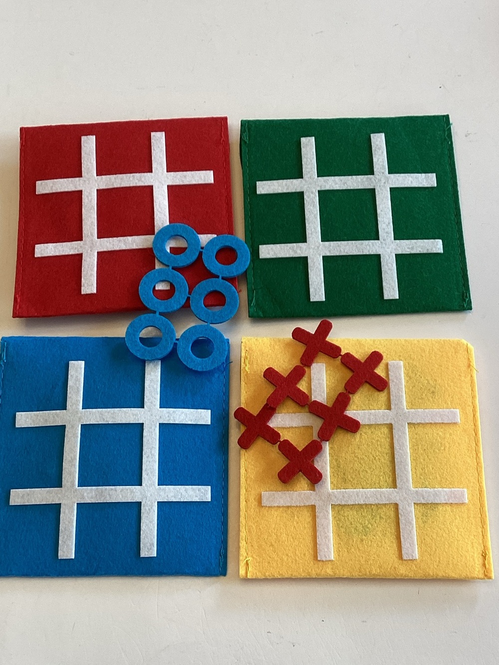 💕5/25💕Felt Tic-Tac-Toe Game Set Choose Red, Green, Blue & Yellow